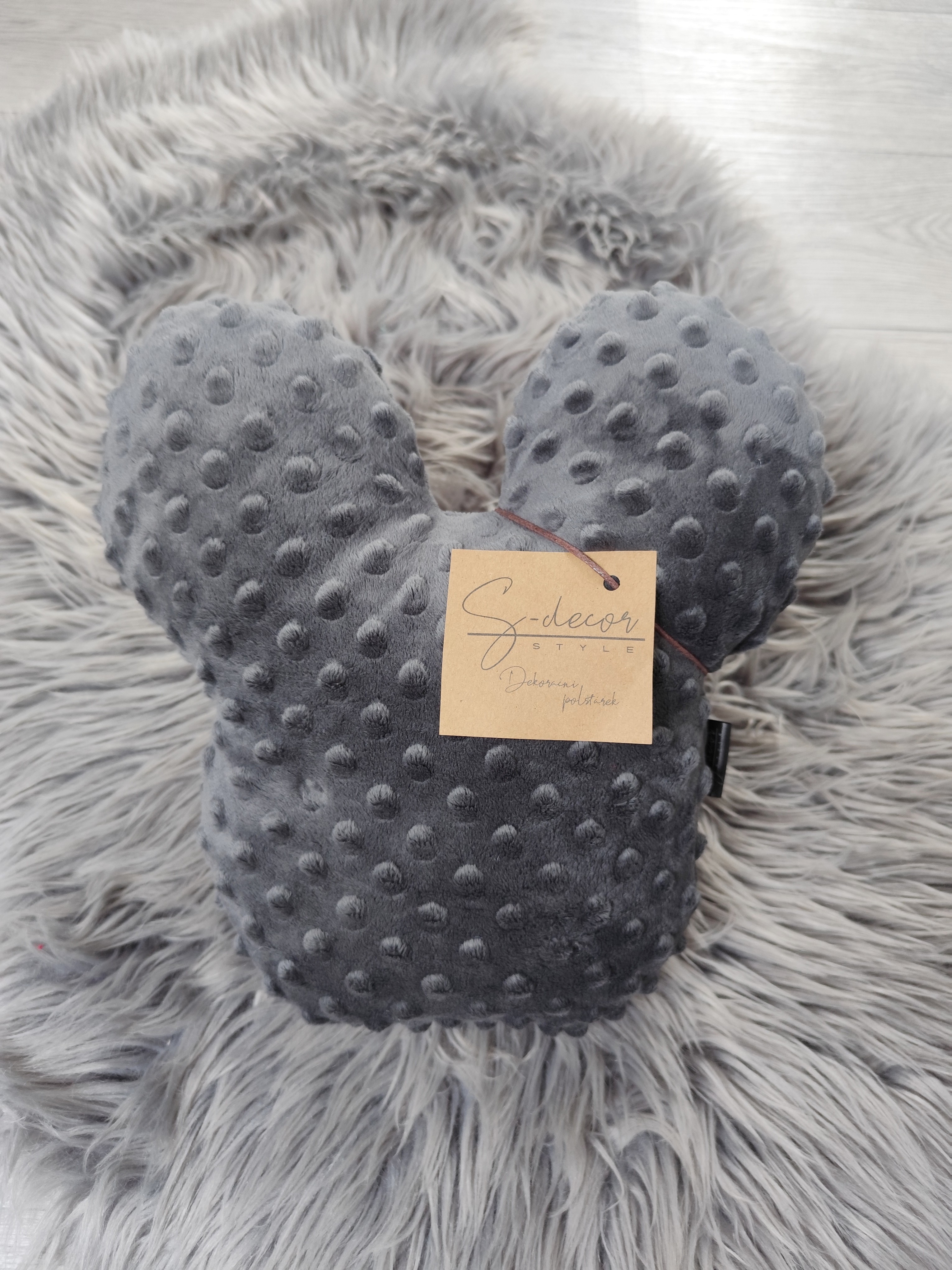 Polštářek mickey tm.šedý Premium